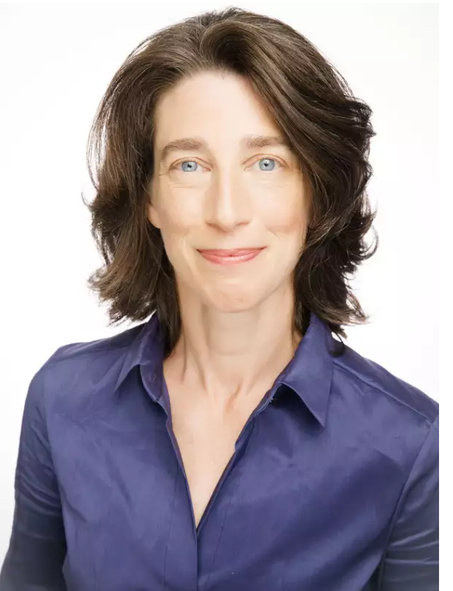 Alexandra horowitz headshot