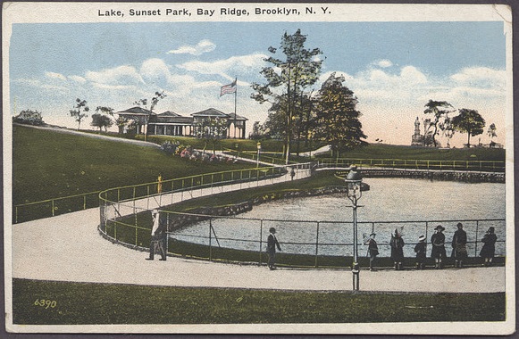 Color postcard of a lake in Sunset Park, Brooklyn.