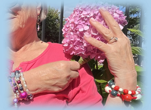 bracelets and earing photo